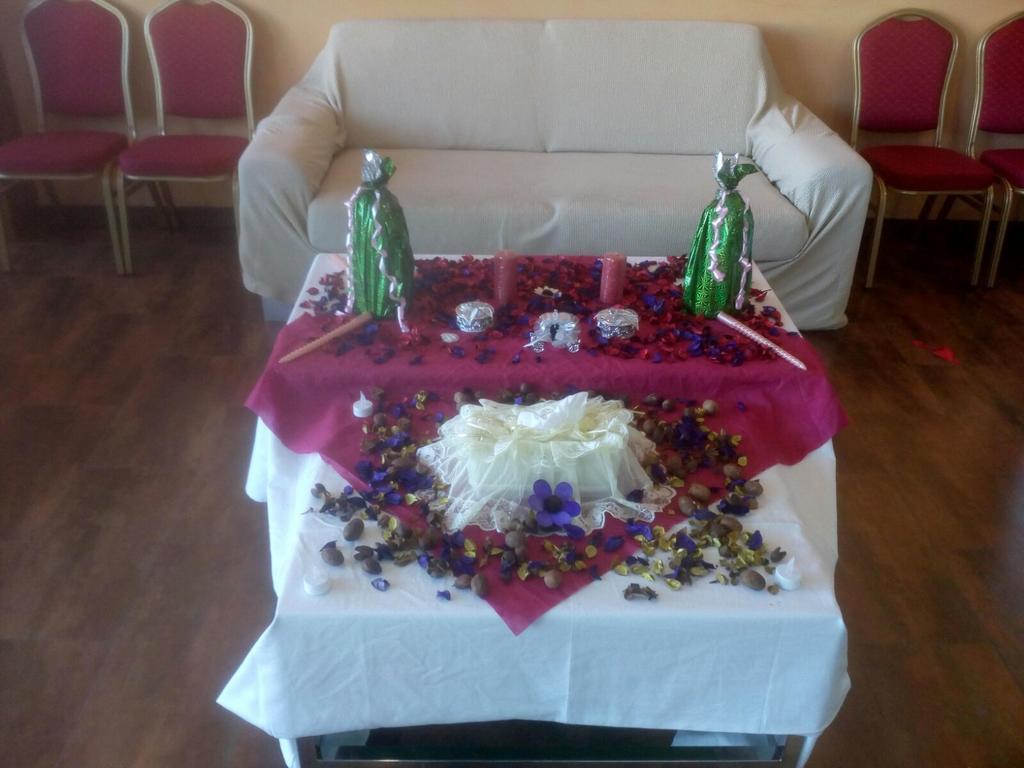 Hotel Ciudad De Корелья Екстер'єр фото